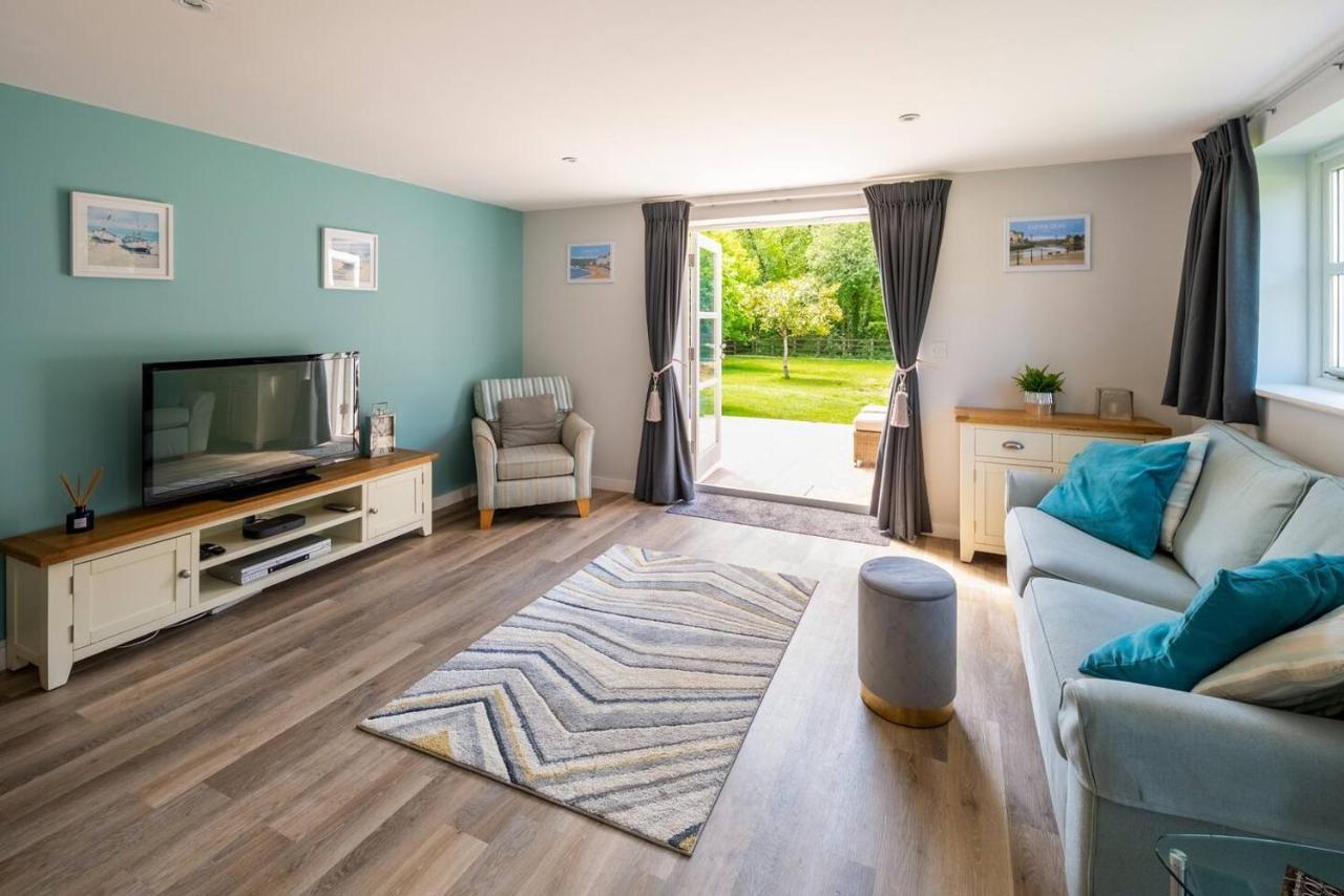 Osbornes Holiday House Near Exeter With Swimming Pool 외부 사진