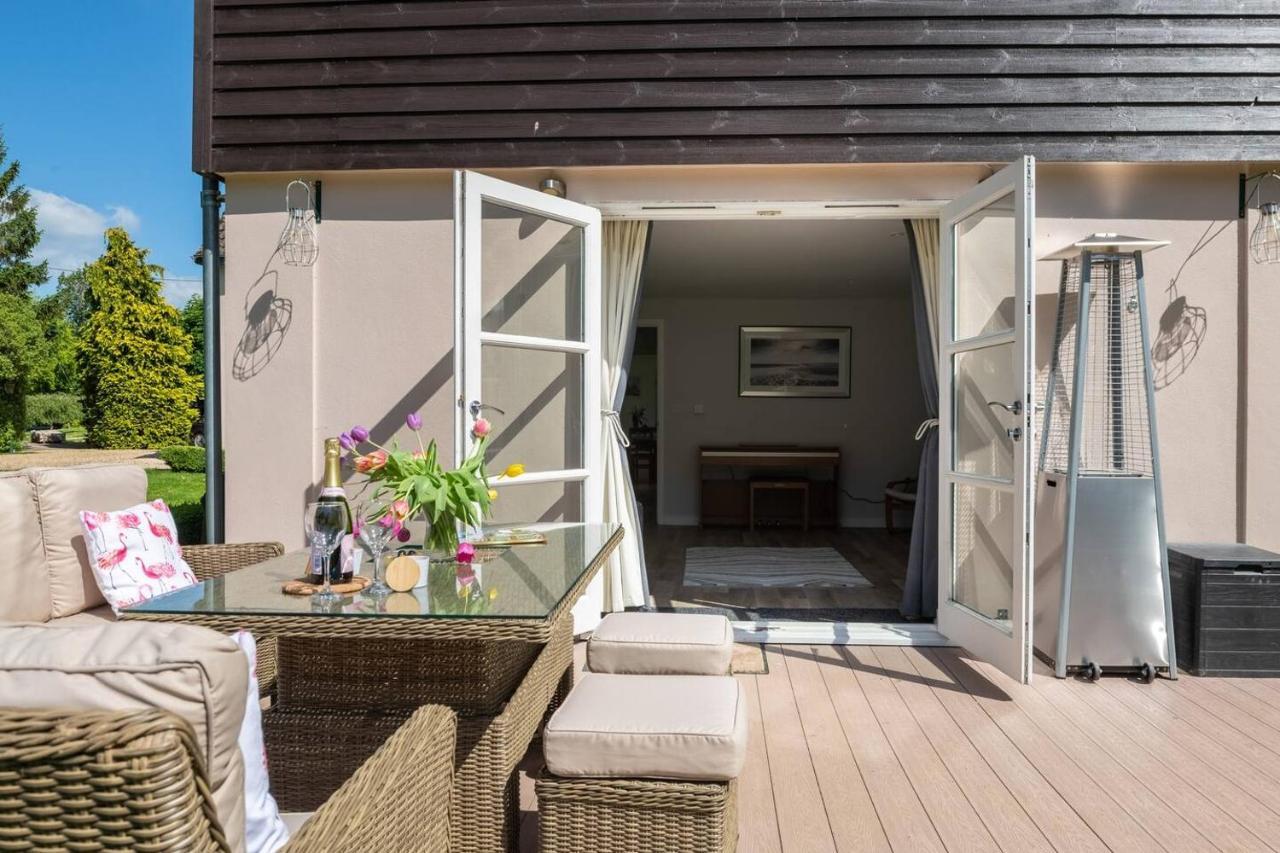 Osbornes Holiday House Near Exeter With Swimming Pool 외부 사진