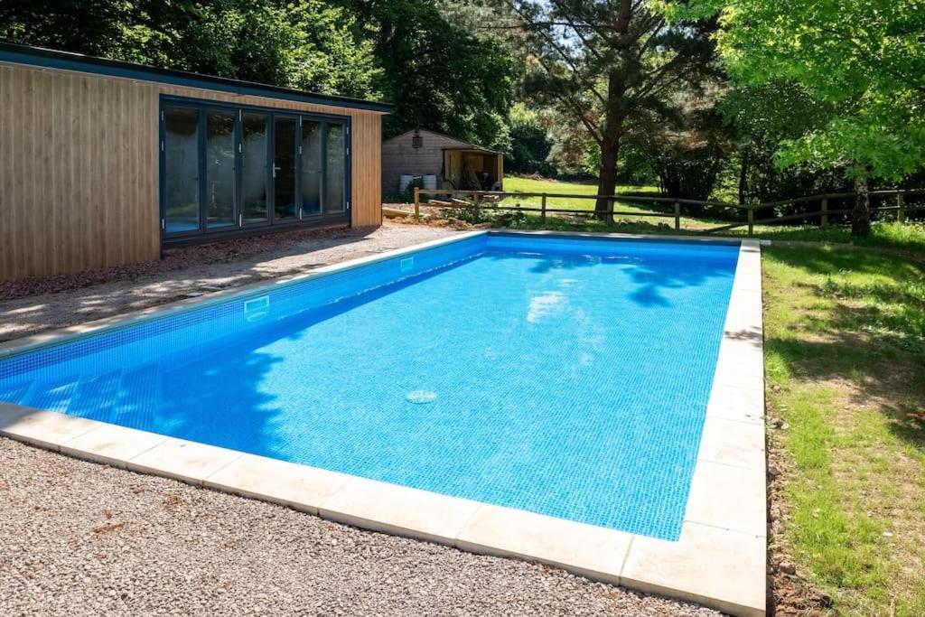 Osbornes Holiday House Near Exeter With Swimming Pool 외부 사진