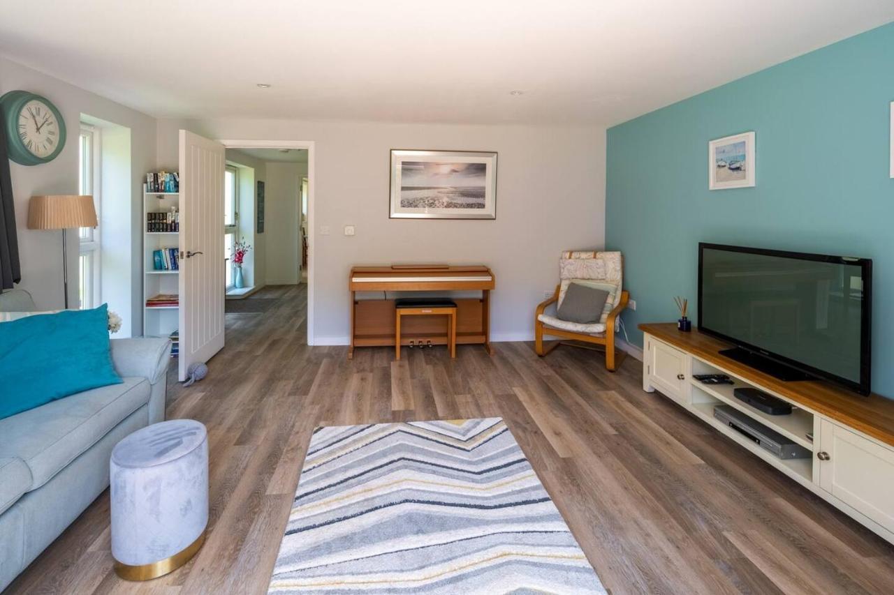 Osbornes Holiday House Near Exeter With Swimming Pool 외부 사진