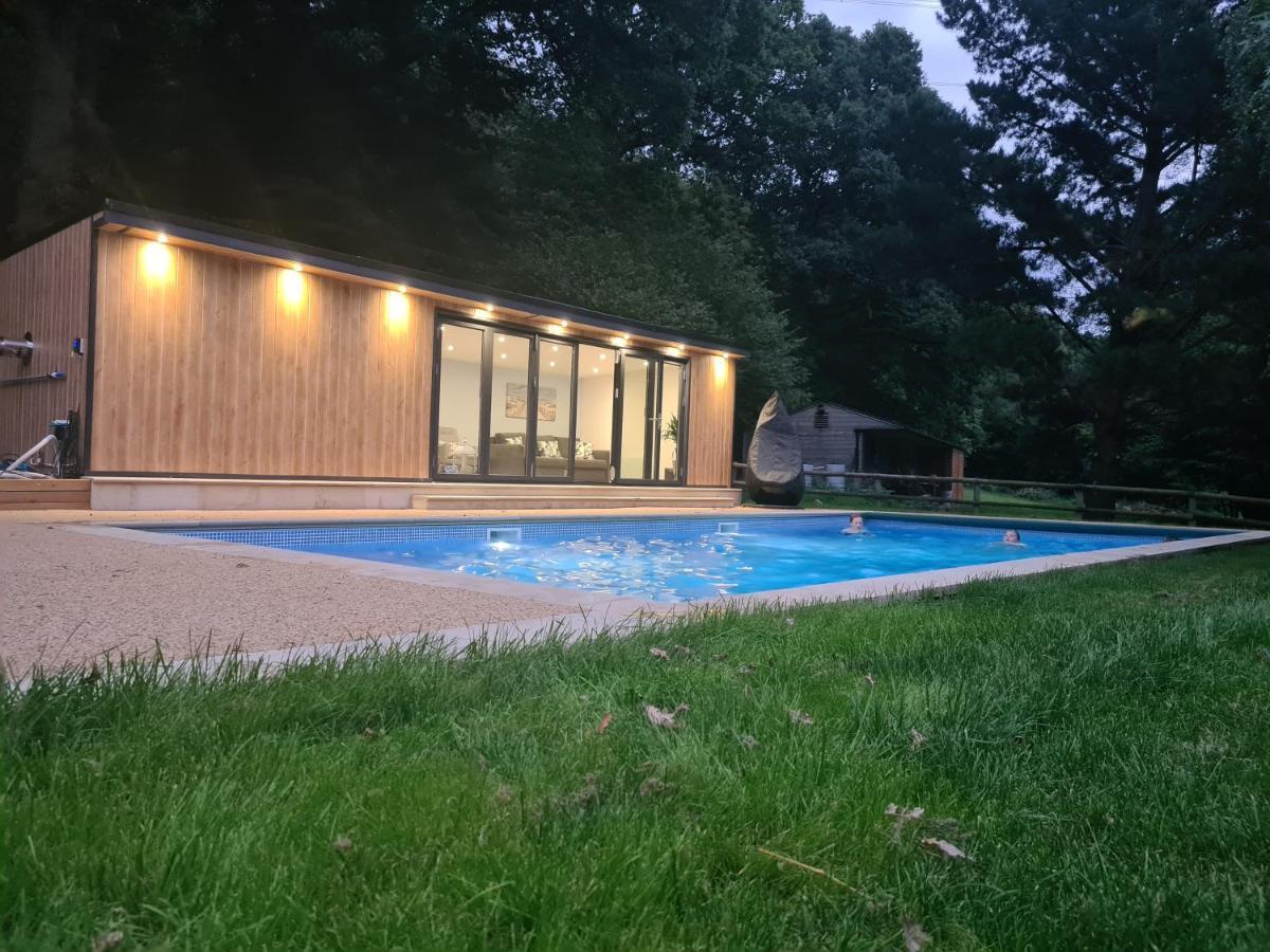 Osbornes Holiday House Near Exeter With Swimming Pool 외부 사진